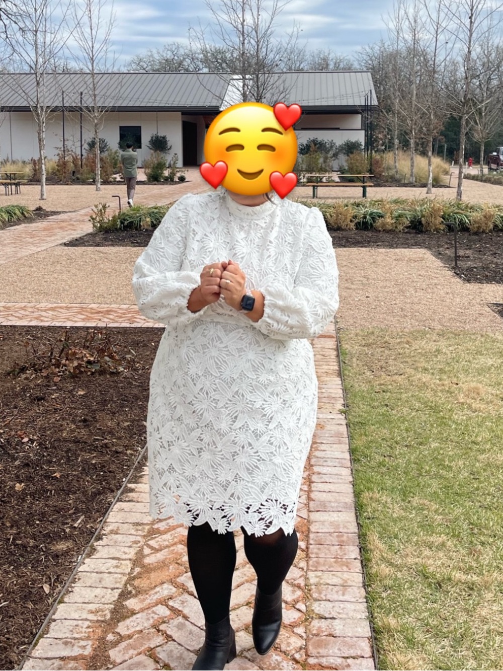 Ivy City Co White Lace Long Sleeve Shift Dress